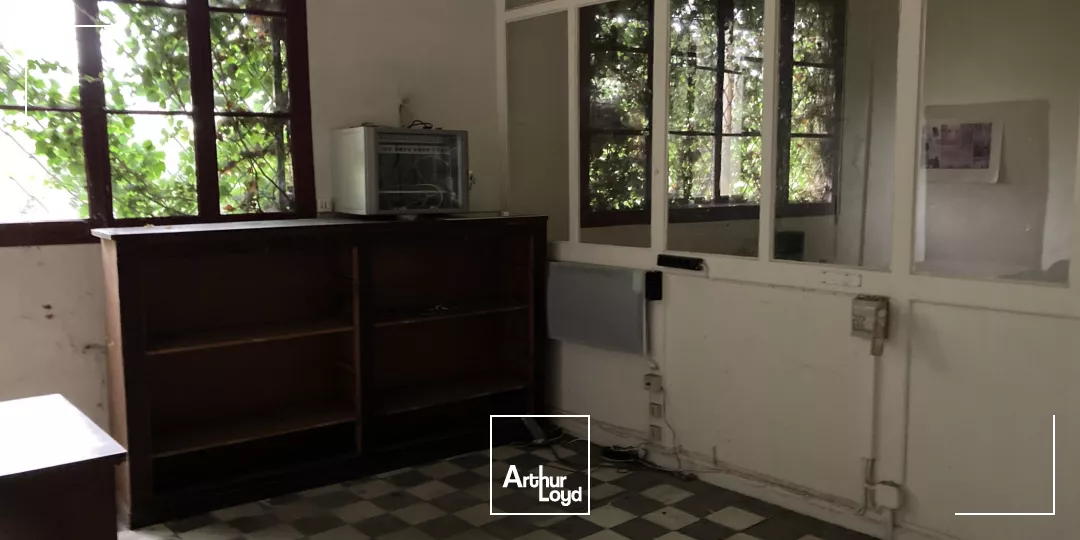 Bâtiment d'activités à vendre à Barsac