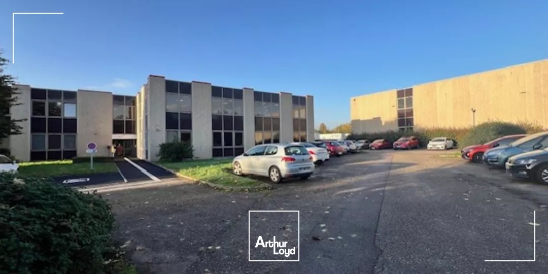 Bureaux à louer à VAL DE REUIL 27100