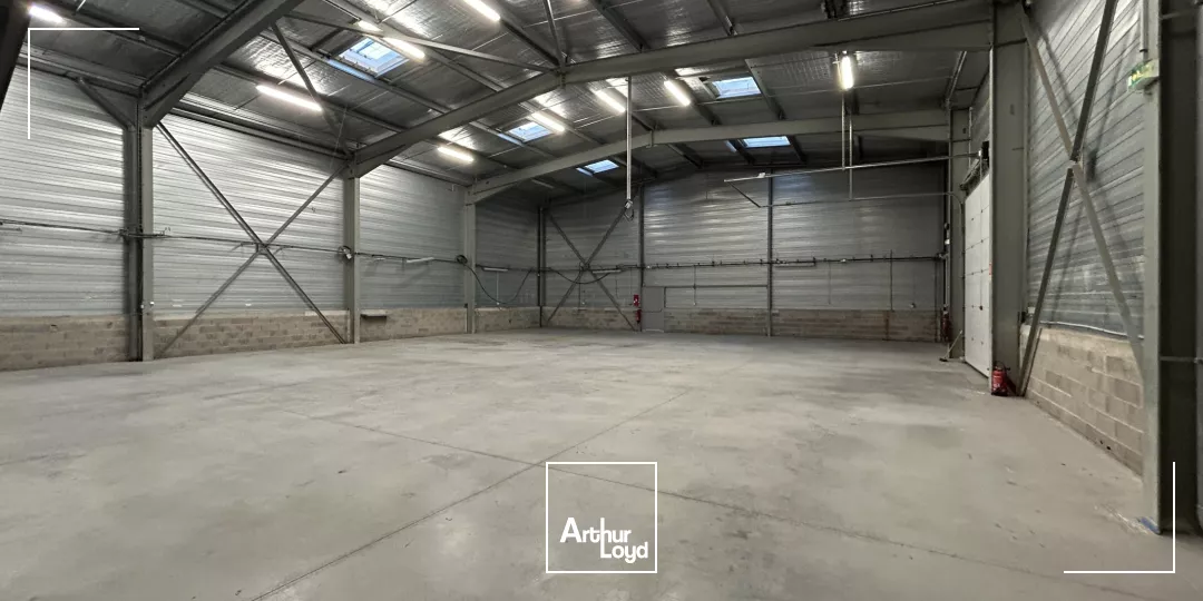 LOCAUX D'ACTIVITES A VENDRE - POLYGONE NORD PERPIGNAN