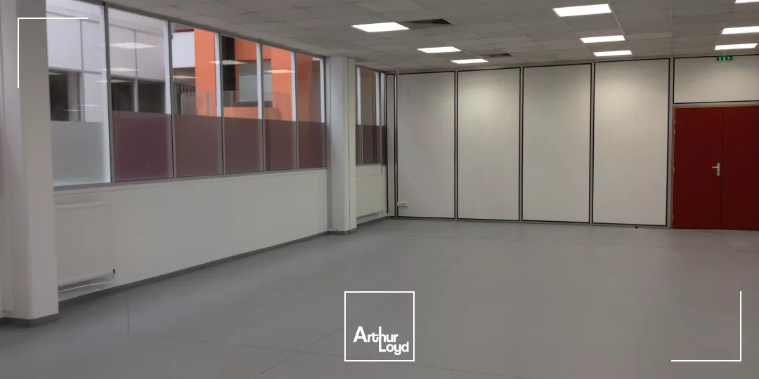 Bureaux à louer à BEZONS 95870