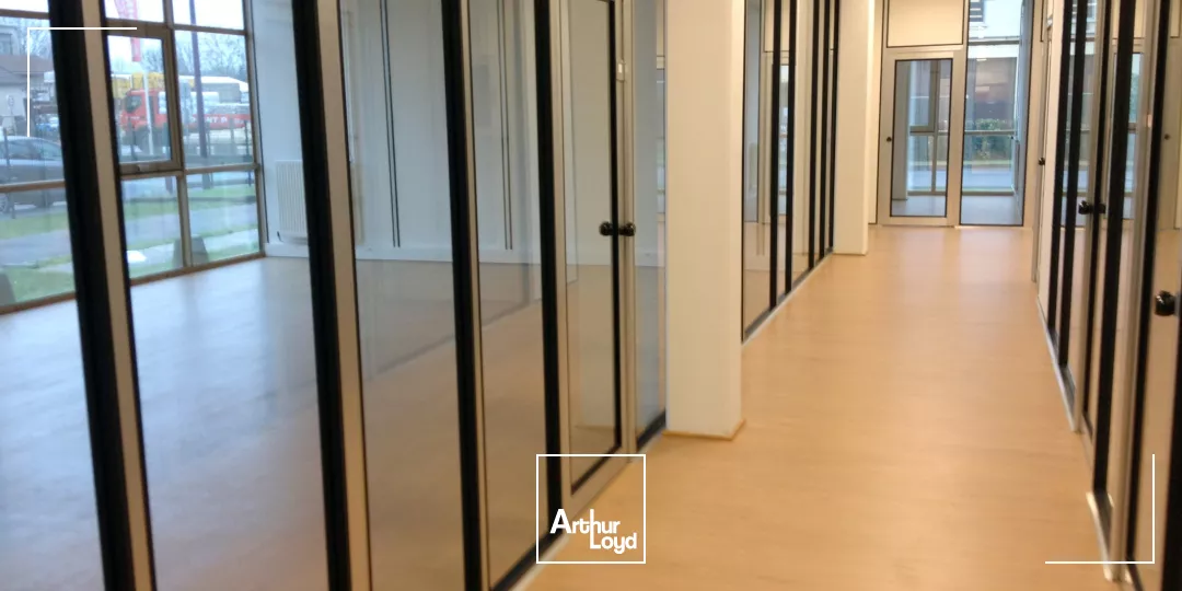 Bureaux à louer à BEZONS 95870