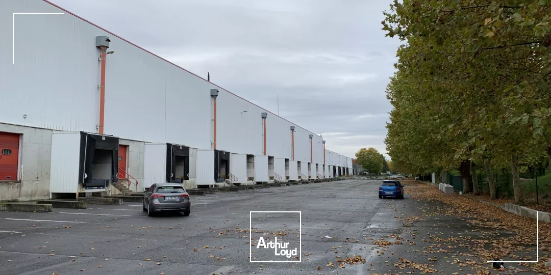 Locaux d'activité à louer à ERAGNY 95610