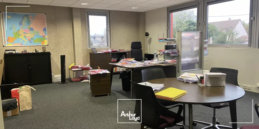 Bureaux à louer à BEZONS 95870