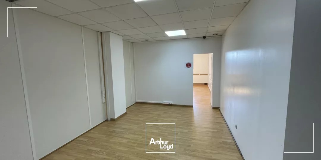 Bureaux à louer à CERGY 95800