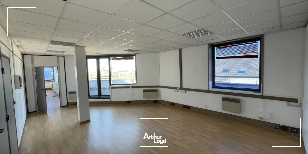 Bureaux à louer à CERGY 95800