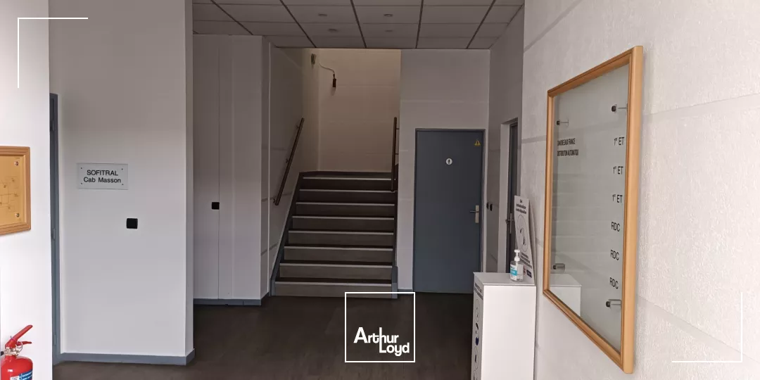 Cellule d'activité de 865m² à vendre ou à louer 