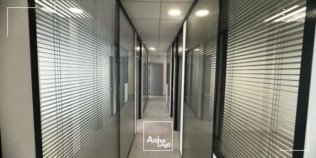 Bureaux à louer 100 - 200 m²