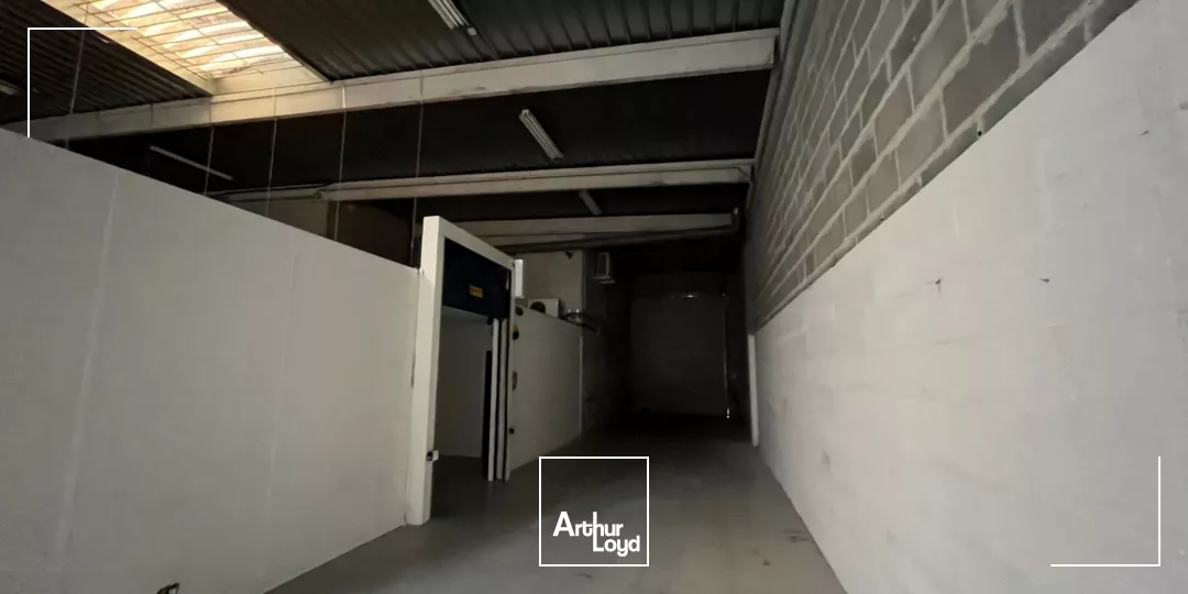 Locaux d'activité à louer à HERBLAY 95220