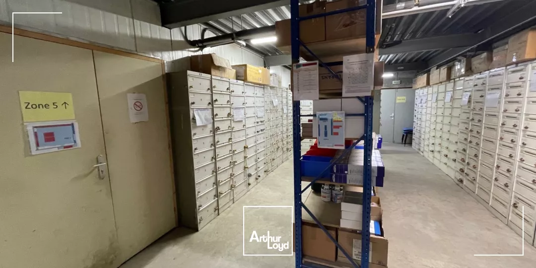 Locaux d'activité à vendre à ERAGNY 95610