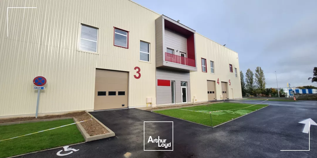 Petites cellules d'activités neuves à louer