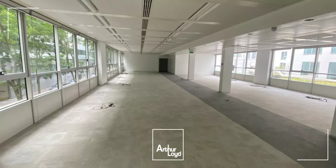 Le Clarté, bureaux dans un immeuble sécurisé, moderne et serviciel, avec terrasse, à louer