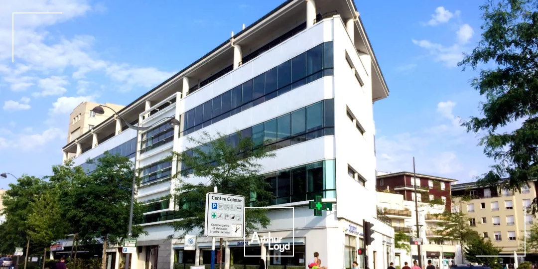 Bureaux rénovés et lumineux à Rueil Malmaison - RER A à proximité - Quartier dynamique