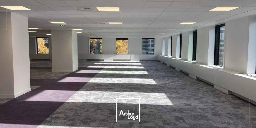 Bureaux à louer à COURBEVOIE LA DEFENSE 92400
