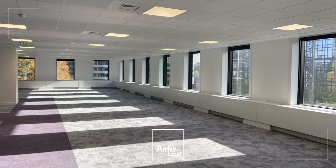 Bureaux à louer à COURBEVOIE LA DEFENSE 92400