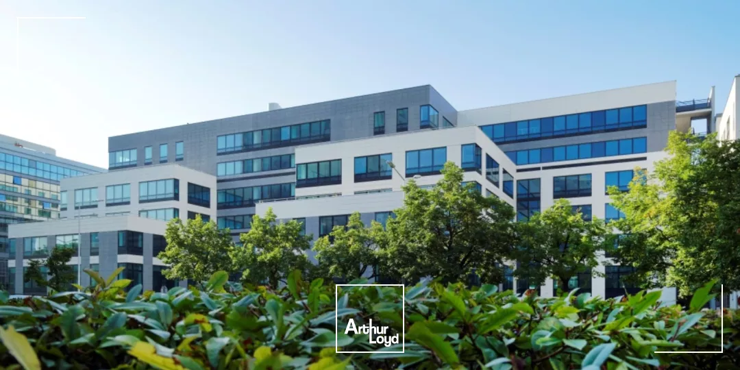Bureaux à louer dans un cadre de travail moderne et fonctionnel - Immeuble neuf et serviciel - A proximité de la Défense