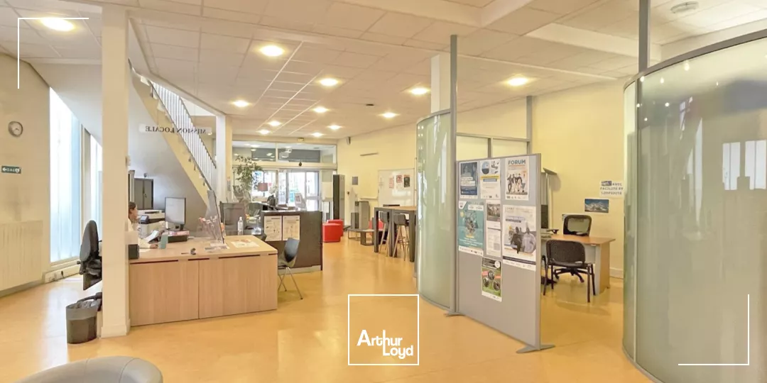 Bureaux à vendre à COURBEVOIE 92400