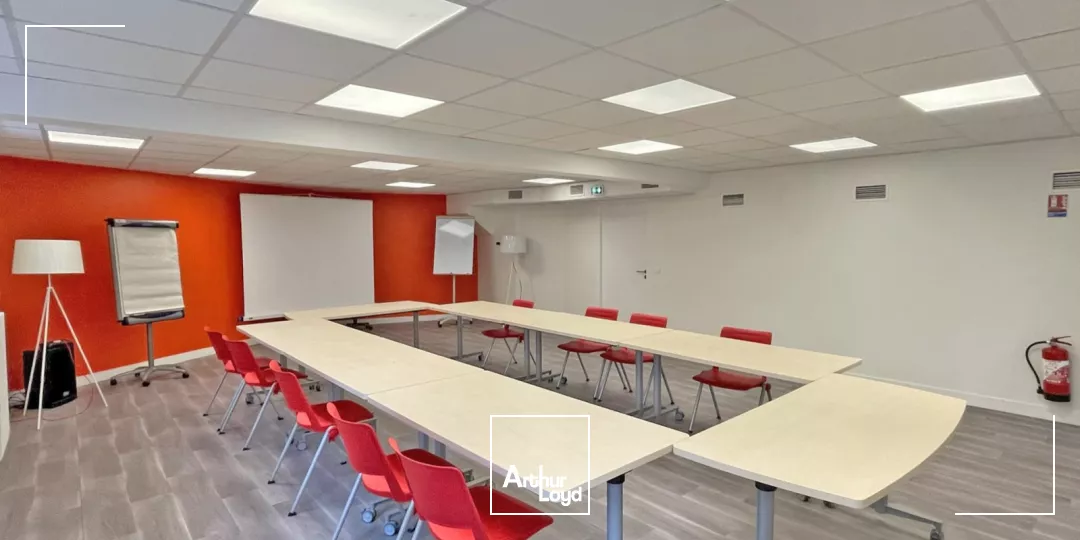 Bureaux à vendre à COURBEVOIE 92400