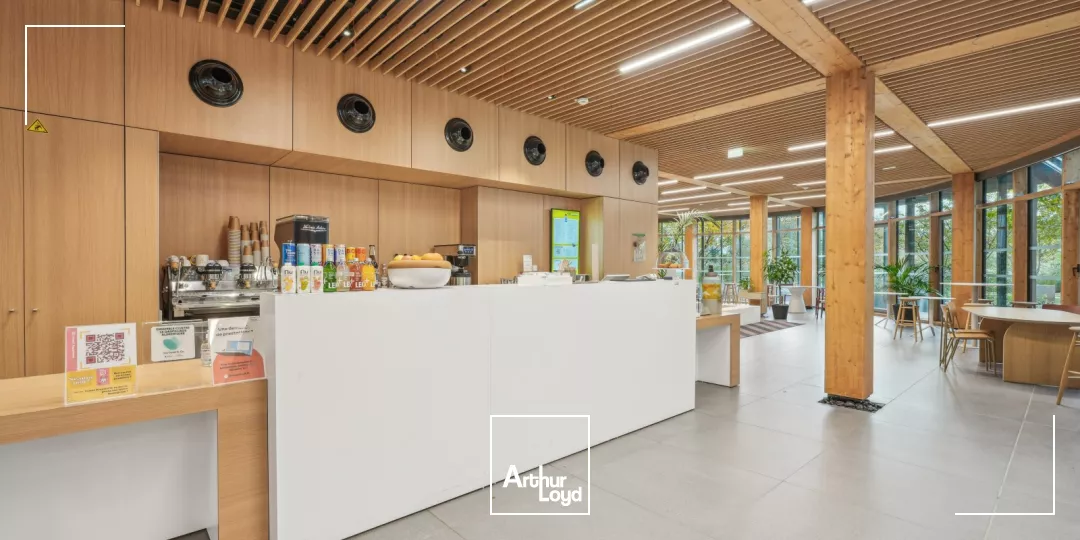 Bureaux neufs avec vue sur la Seine - Nombreux services dernière génération - Espace extérieur