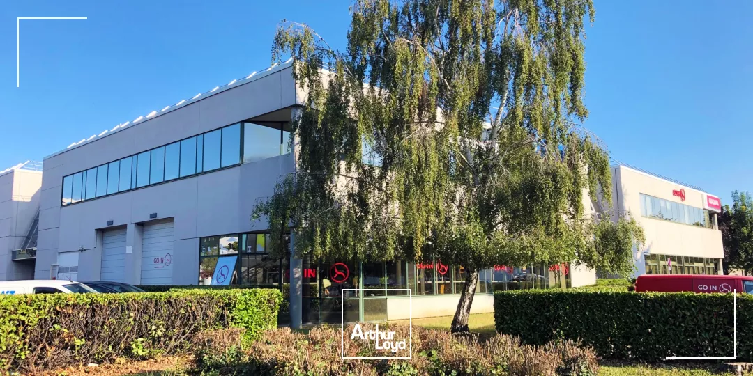 Parc Nanterre-Seine - Bureaux et activité à louer à proximité du RER A - Nombreux services sur site