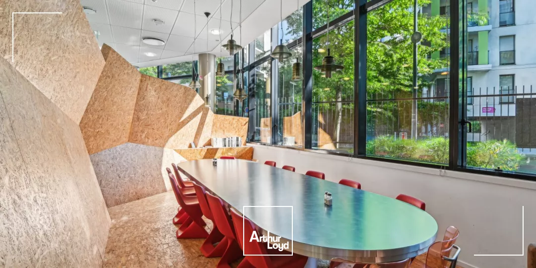 Asnières sur Seine - Vastes plateaux de bureaux ergonomiques et ultra-lumineux à louer - Immeuble serviciel de standing