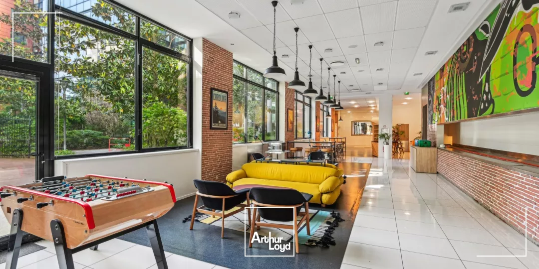 Asnières sur Seine - Vastes plateaux de bureaux ergonomiques et ultra-lumineux à louer - Immeuble serviciel de standing