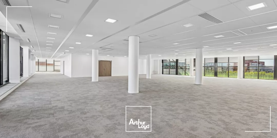 Asnières sur Seine - Vastes plateaux de bureaux ergonomiques et ultra-lumineux à louer - Immeuble serviciel de standing