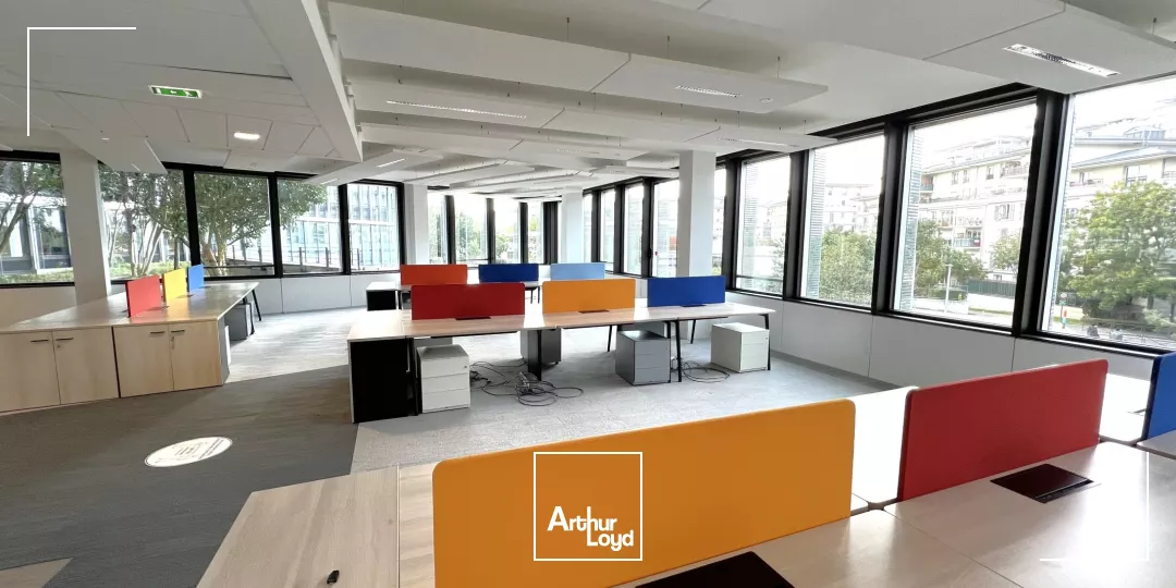 Bureaux labellisés et full services, proche du RER A, à Rueil Malmaison, 