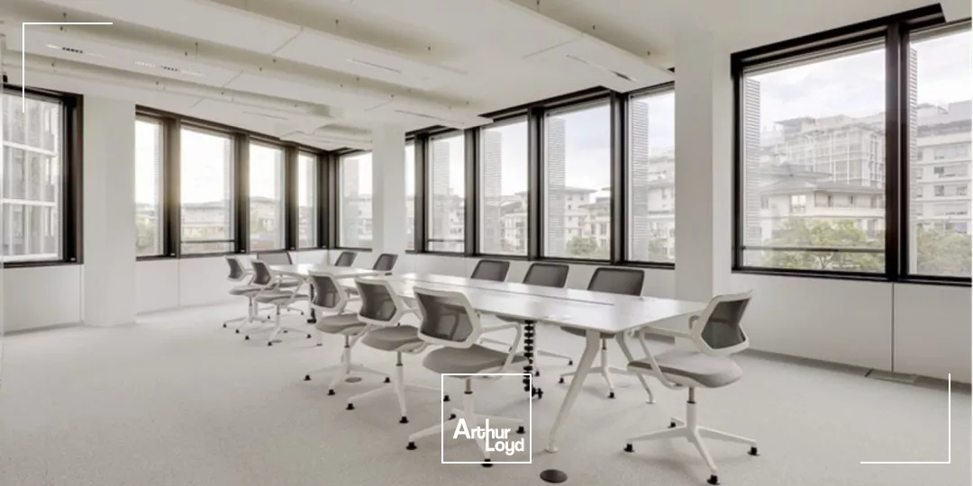 Bureaux labellisés et full services, proche du RER A, à Rueil Malmaison, 