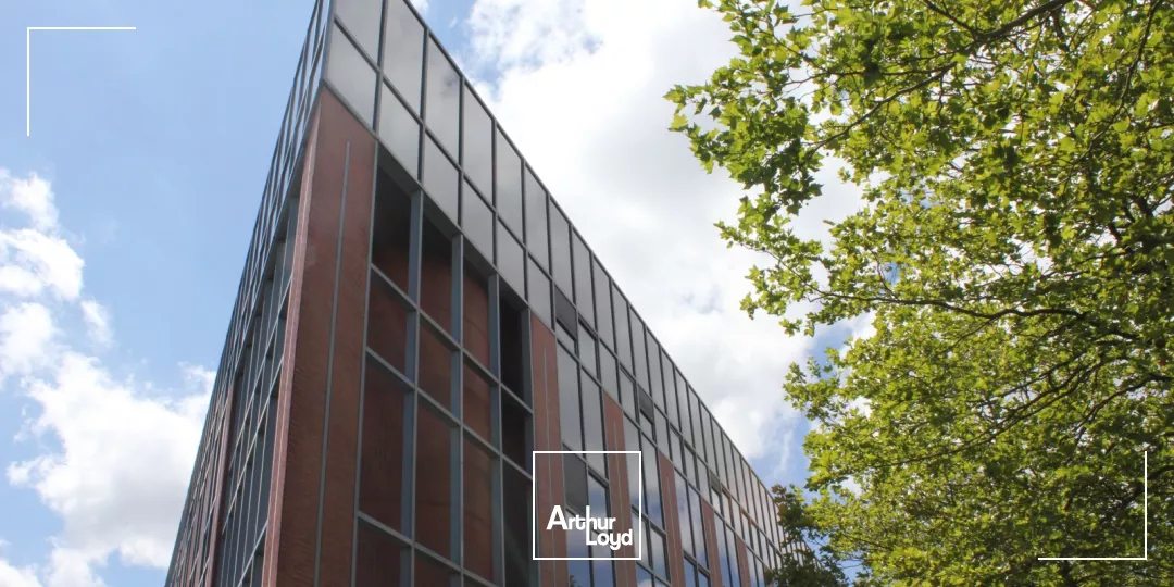 CENTRE VILLE DE SQY, Bureaux à Louer