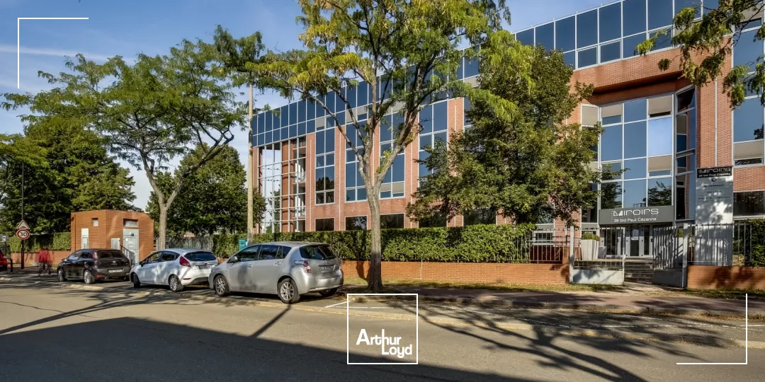 CENTRE VILLE DE SQY, Bureaux à Louer
