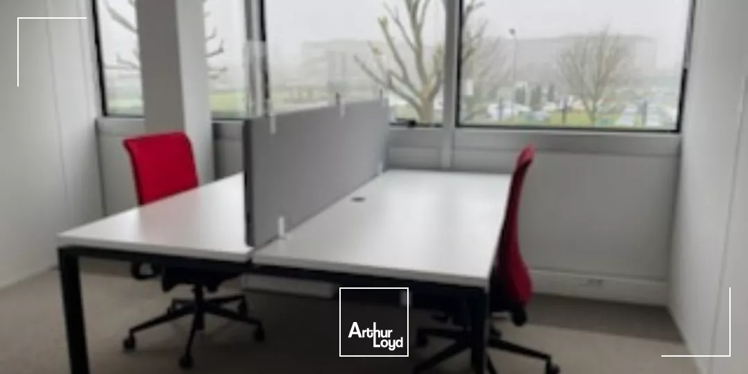 Bâtiment indépendant de bureaux à vendre - 1 385 m² - Paris Nord 2 Roissy CDG