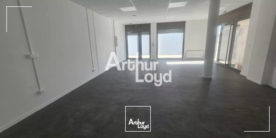 Angers proche CHU local commercial de 54m² à louer 