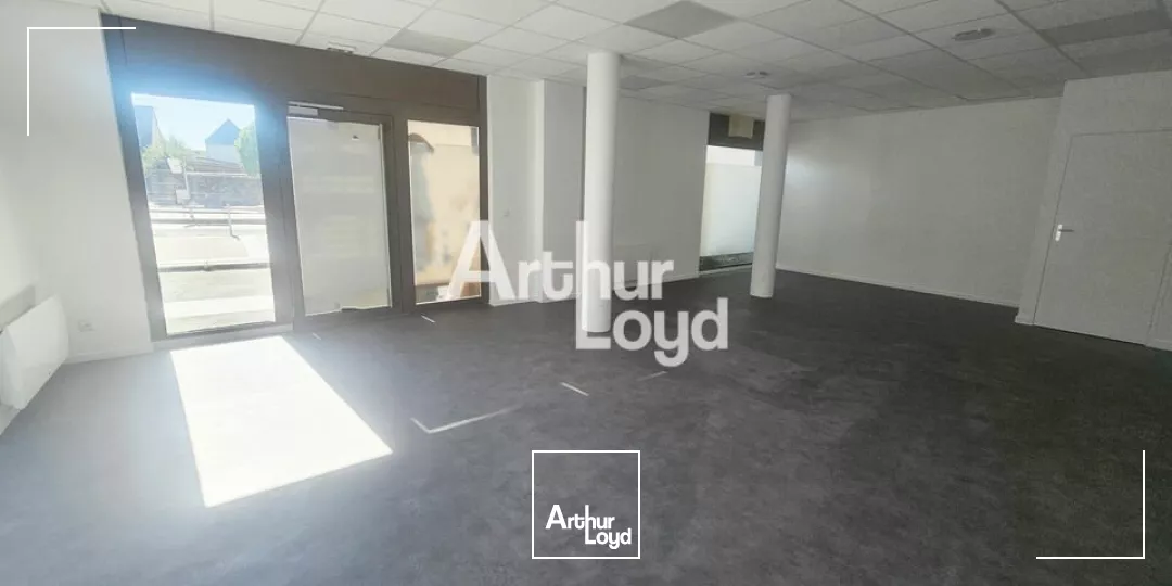 Angers proche CHU local commercial de 54m² à louer 