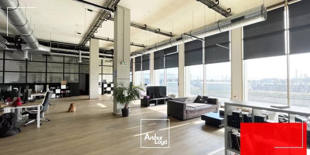 BUREAUX RECENTS 543 M² DIVISIBLES A VENDRE A LOUER - MONTPELLIER GARE SUD DE FRANCE CAMBACERES