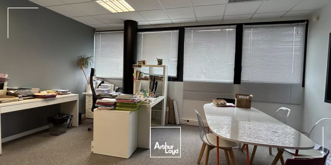 BUREAUX A LOUER OU A VENDRE-140 M²-SAINT HERBLAIN 