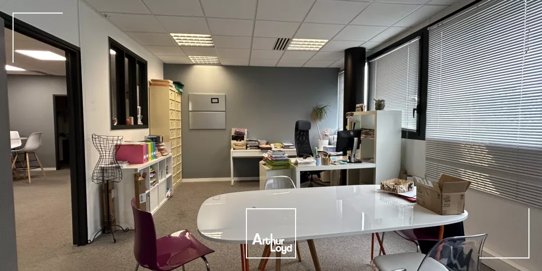 BUREAUX A LOUER OU A VENDRE-140 M²-SAINT HERBLAIN 