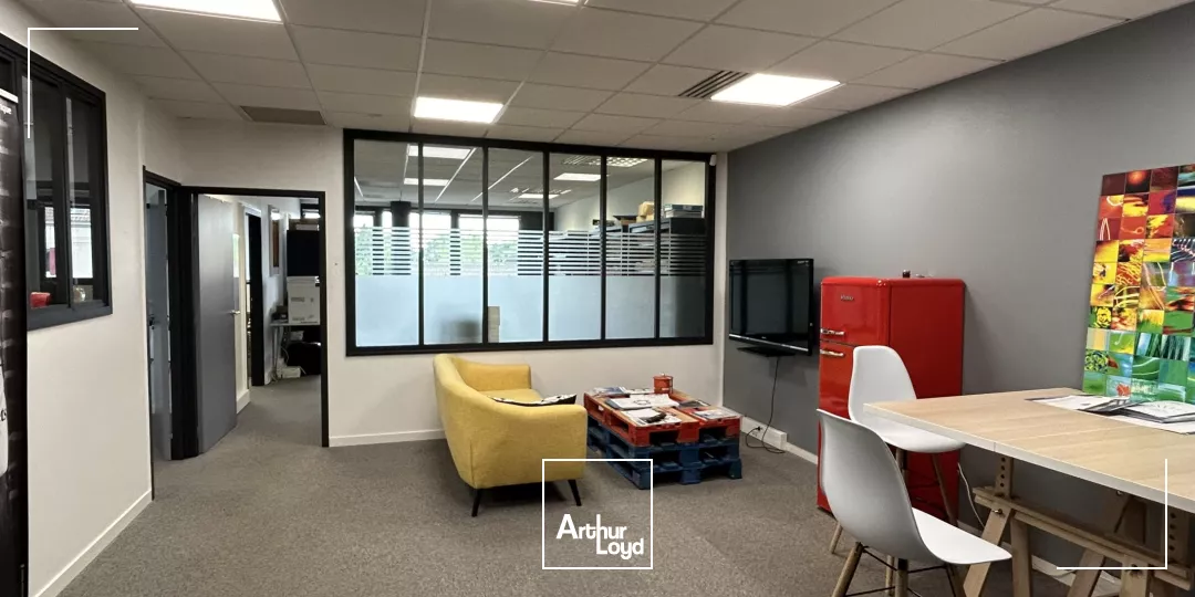 BUREAUX A LOUER OU A VENDRE-140 M²-SAINT HERBLAIN 