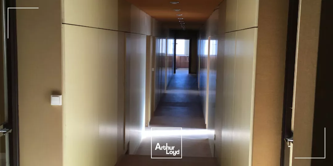 Proche Limoges centre - Plateau de Bureaux de 400 m² à rafraîchir