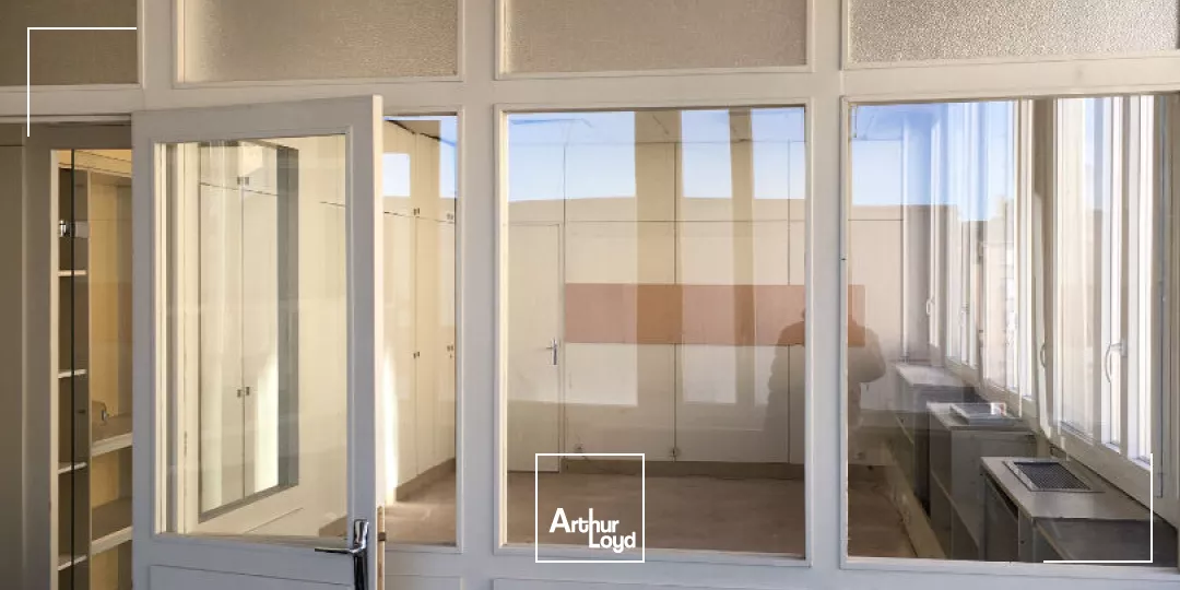 Proche Limoges centre - Plateau de Bureaux de 400 m² à rafraîchir