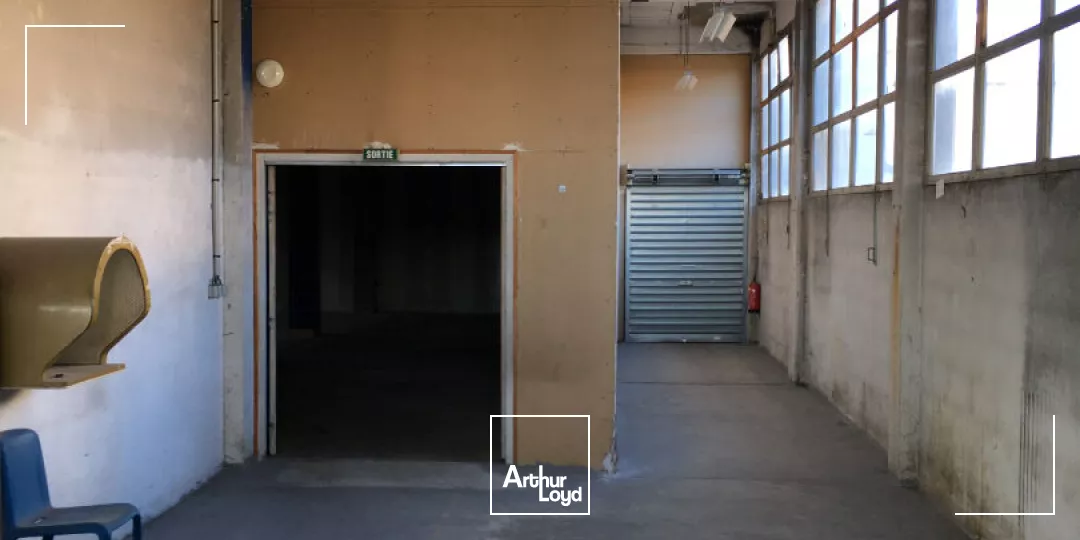 A LOUER Limoges centre - Local commercial de 400 m² + 200 m² de stockage