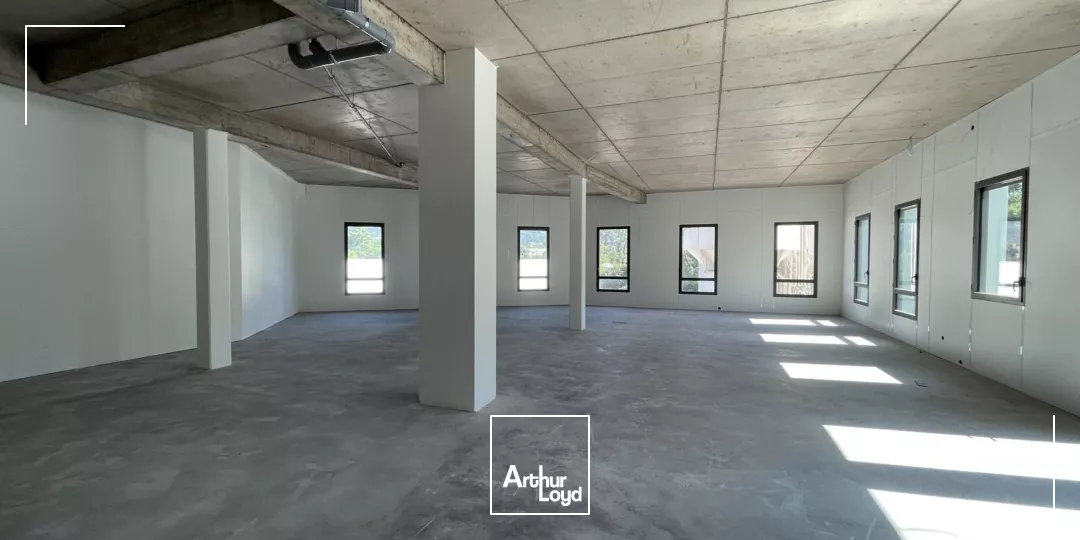 BUREAUX LABO ACTIVITE 1 981 M² NEUF A LOUER SMH PROCHE CAMPUS