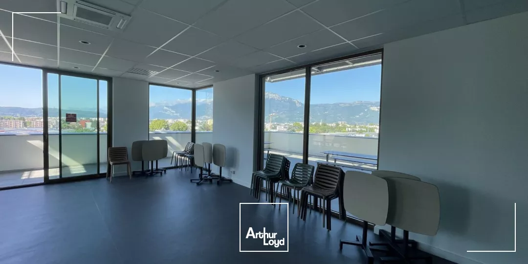 BUREAUX LABO ACTIVITE 1 981 M² NEUF A LOUER SMH PROCHE CAMPUS