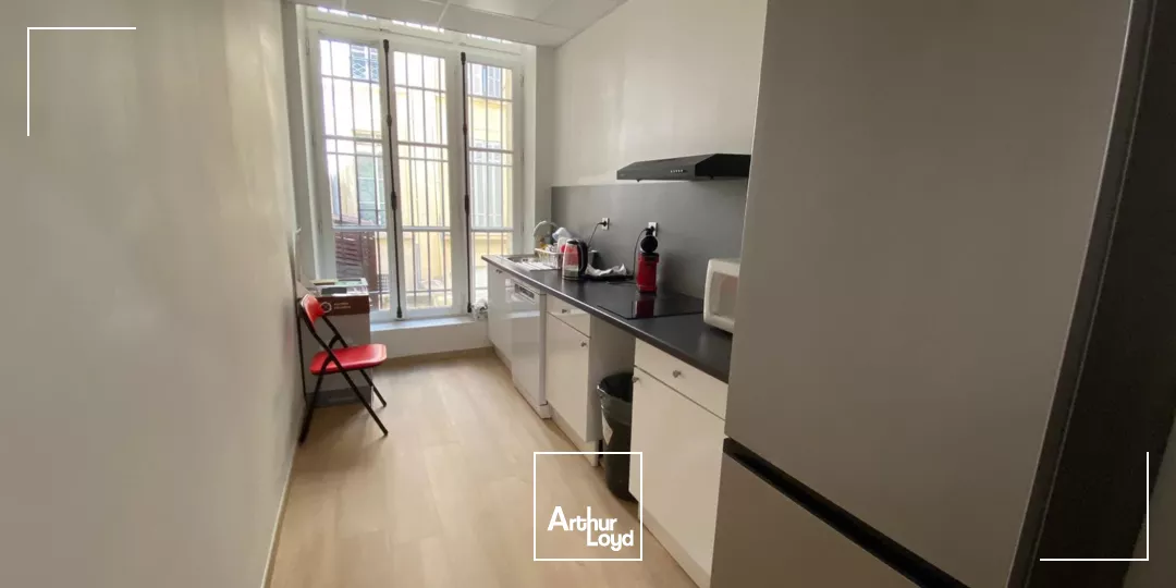 EXCLUSIVITE - Bureaux à louer en bail de sous-location - Entre Vieux-Port et Joliette - 13002 Marseille