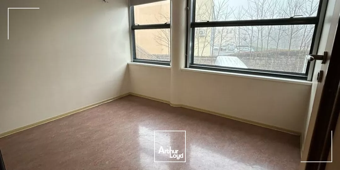 BUREAUX à LOUER de 391 m²