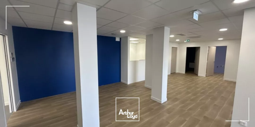 Local commercial de 365 m² à louer à Amiens Sud - Emplacement dynamique avec parking visiteurs