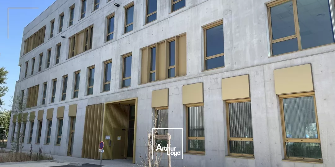 LOCATION DE BUREAUX NEUFS SAINT MARTIN LE VINOUX PROCHE GARE ET TRAM