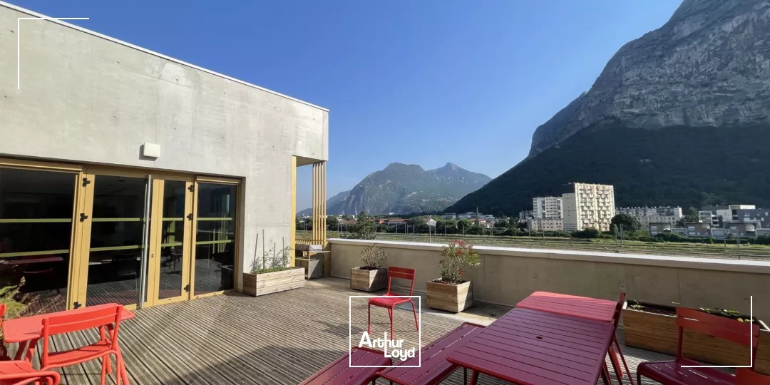 LOCATION DE BUREAUX NEUFS SAINT MARTIN LE VINOUX PROCHE GARE ET TRAM