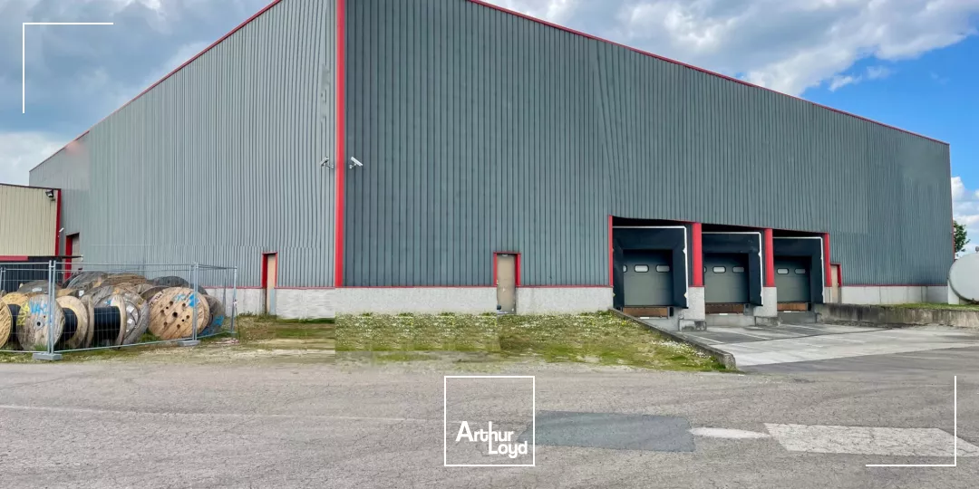 Entrepôts à louer à HEUDEBOUVILLE 27400