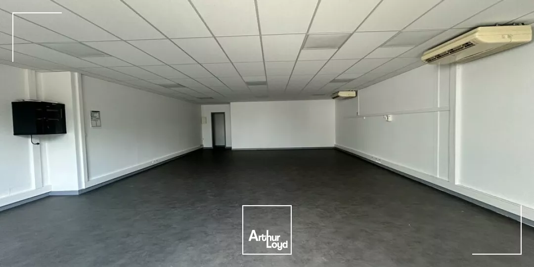 Zone Verte - Proximité échangeur Nord - Bureaux 100 m²