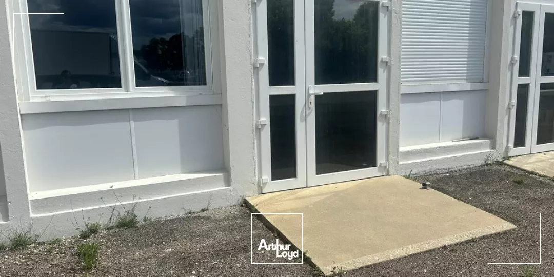 Zone Verte - Proximité échangeur Nord - Bureaux 100 m²